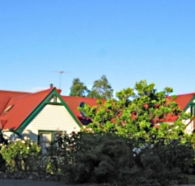 Crabtree House - Schoolies Week Accommodation