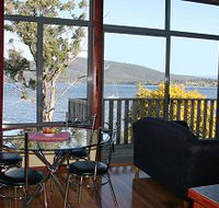 Driftwood Cottages - Beach House - Schoolies Week Accommodation