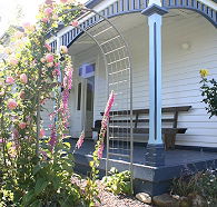 Devonport Bed  Breakfast - Schoolies Week Accommodation
