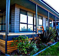 Orani Vineyard Guest House and Fruit Farm - Schoolies Week Accommodation