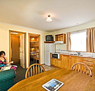 Leisureville Caravan Park - Schoolies Week Accommodation