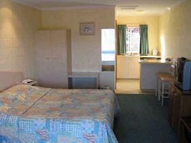  Schoolies Week Accommodation