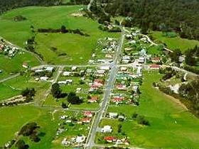 Gladstone Hotel - Schoolies Week Accommodation 0