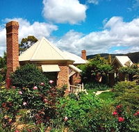 Moving Image Boutique Guest House - Schoolies Week Accommodation
