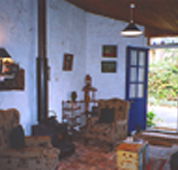 Hamilton's Cottage Collection and Country Gardens - Edwards Cottage - Schoolies Week Accommodation