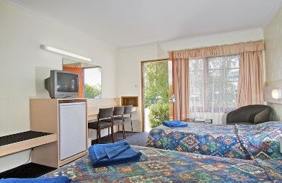 Martin Cash Motel - Schoolies Week Accommodation 1
