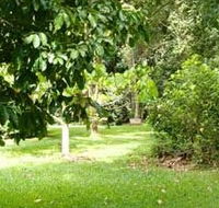 Kingfisher Park Birdwatchers Lodge - Schoolies Week Accommodation