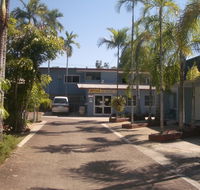Kookaburra Holiday Park - Schoolies Week Accommodation