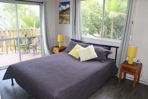 Pippies Beachhouse - Schoolies Week Accommodation 2