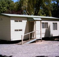 Castlemaine Central Cabin  Van Park - Schoolies Week Accommodation