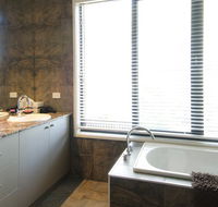 Coliban Springs - Schoolies Week Accommodation
