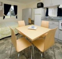 Burrill Lake Tourist Park - Schoolies Week Accommodation