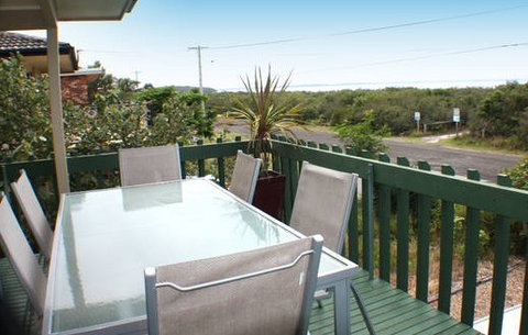 Callala Beach Front - Schoolies Week Accommodation 5