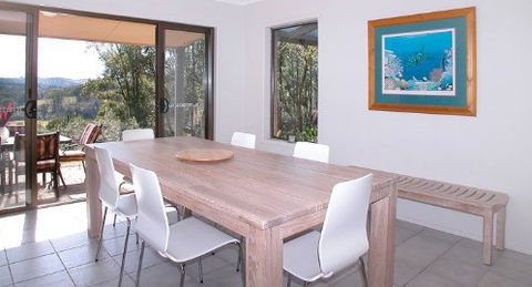 Barefoot Oasis Bangalow - Schoolies Week Accommodation 5
