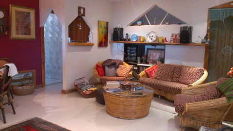Sonjas Bed And Breakfast - Schoolies Week Accommodation 3