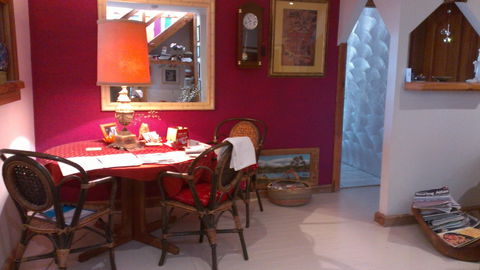 Sonjas Bed And Breakfast - Schoolies Week Accommodation 5