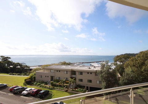 Unit 11 Oasis - Schoolies Week Accommodation 0
