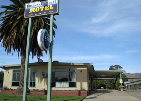Bushmans Retreat Gundagai Motor Inn - Schoolies Week Accommodation 1