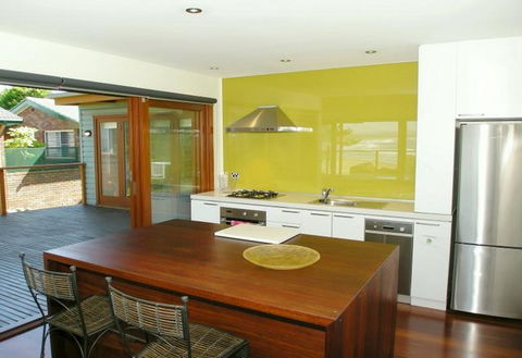 Carmelone Gerroa - Schoolies Week Accommodation 0