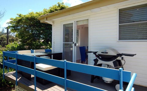 Beach Kharma Cottage - Schoolies Week Accommodation 2