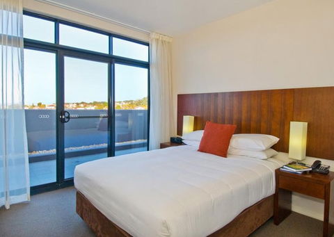 Mantra Wollongong - Schoolies Week Accommodation 4