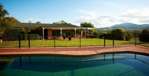 Barrington River House - Schoolies Week Accommodation 4