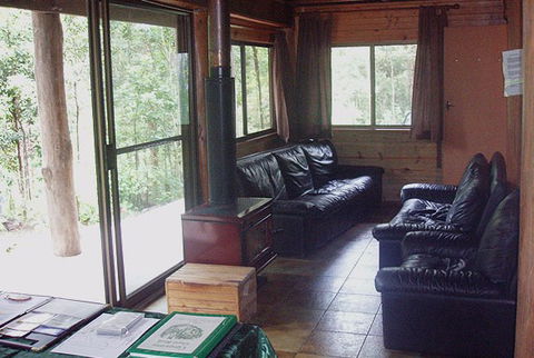 Carawirry Cabins - Schoolies Week Accommodation 4