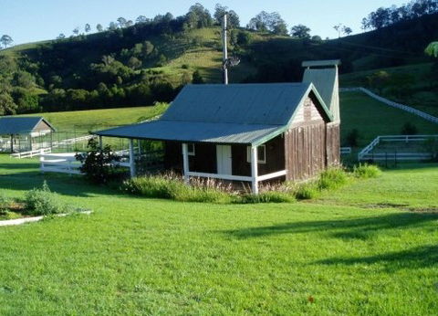 Barkeldine Farm Country Retreat - Schoolies Week Accommodation 3