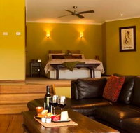 Cedars Mount View - Schoolies Week Accommodation
