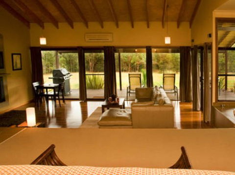 Cedars Mount View - Schoolies Week Accommodation 3