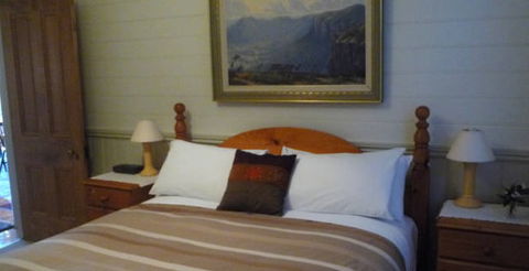 Clairvaux Cottages - Schoolies Week Accommodation 2