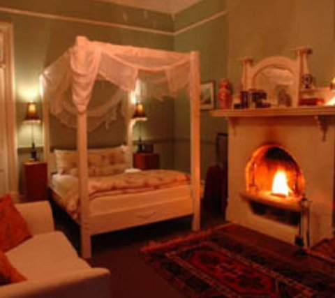 Broomelea - Schoolies Week Accommodation 1