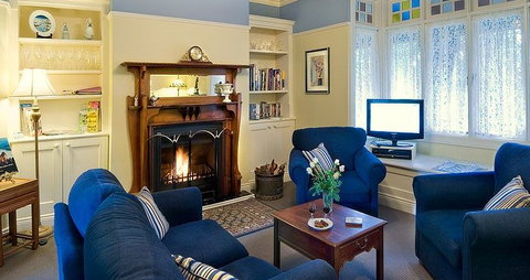 Bethany Manor Bed And Breakfast - Schoolies Week Accommodation 0