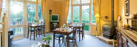 Bethany Manor Bed And Breakfast - Schoolies Week Accommodation 1