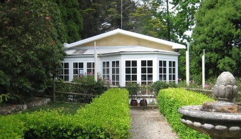 Bridal Falls Cottage - Schoolies Week Accommodation 5