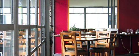 Altamont Hotel - By 8Hotels - Schoolies Week Accommodation 0