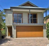 A Beach House Near Manly Two - Schoolies Week Accommodation