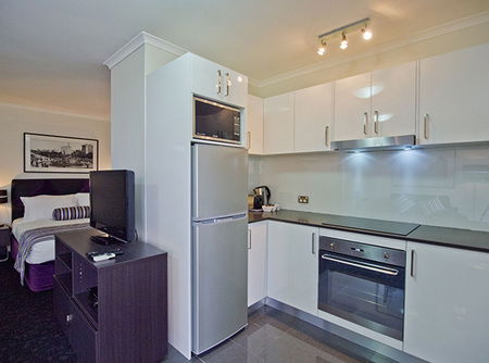 Oaks Hyde Park Plaza - Schoolies Week Accommodation 2