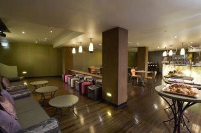 Best Western Plus Hotel Stellar - Schoolies Week Accommodation 1