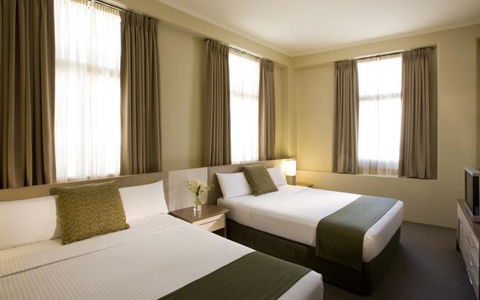 Best Western Plus Hotel Stellar - Schoolies Week Accommodation 3