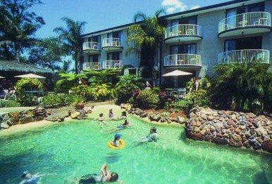 Allamanda Retreat - The Entrance - Schoolies Week Accommodation 5