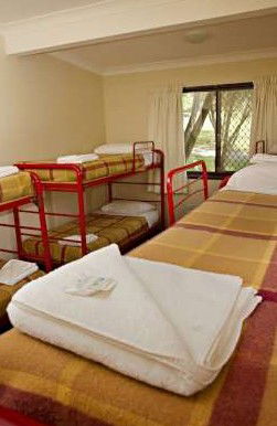 Bathurst Goldfields Accommodation - Schoolies Week Accommodation 3