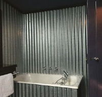 Black Sheep Inn - Schoolies Week Accommodation