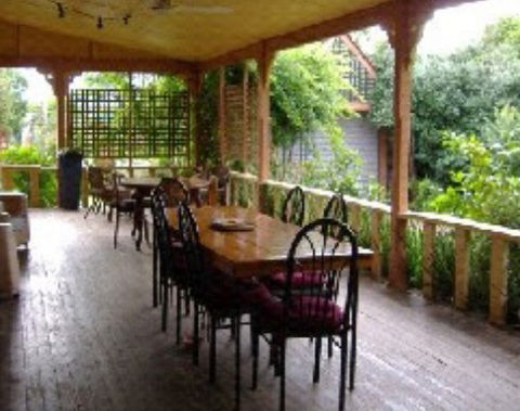 Carinya B And B - Schoolies Week Accommodation 3