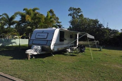 BIG4 Cane Village Holiday Park - Schoolies Week Accommodation 3