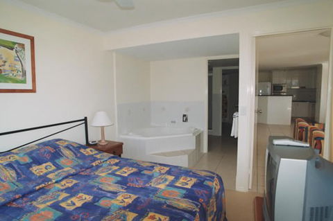 Bargara Blue Resort - Schoolies Week Accommodation 5