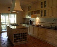 Moore Park Beach - Serenity Beach House - Schoolies Week Accommodation 2