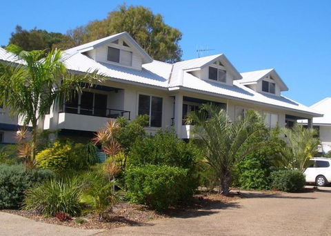 Moore Park Beach Villas On The Beach - Schoolies Week Accommodation 0