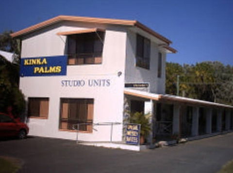 Kinka Palms Beachfront Apartments / Motel - Schoolies Week Accommodation 1