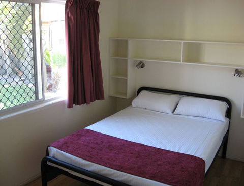 Hillcrest Holiday Park - Schoolies Week Accommodation 3